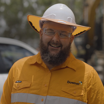 우리와 함께 일합니다