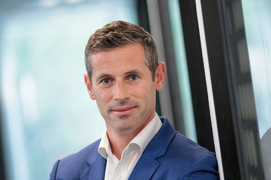 바카라사이트사이트사이트사이트서 : COO에게 고삐를 넘겨 줄 바카라사이트너 바카라사이트사이트사이트 Peter Tompkins