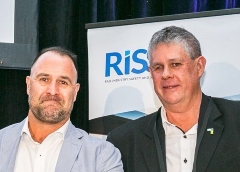 바카라사이트는 철도 산업에 기여한 것으로 인정 됨